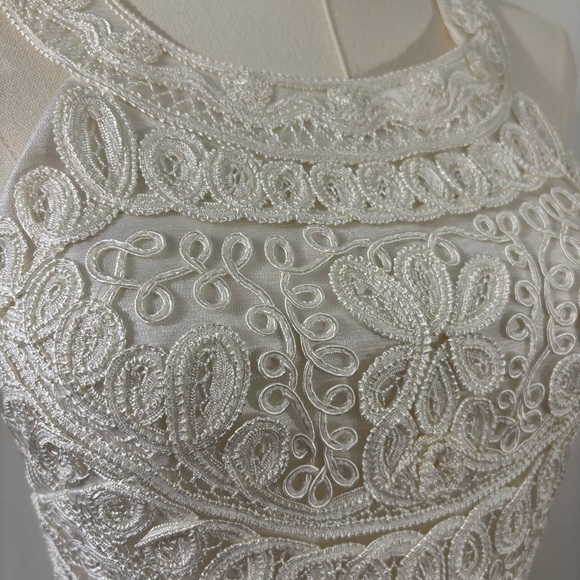 SUE WONG Appliqué Halter Sleeveless Dress White Ivory Sz 2 Bridal Embroidered - Picture 3 of 16